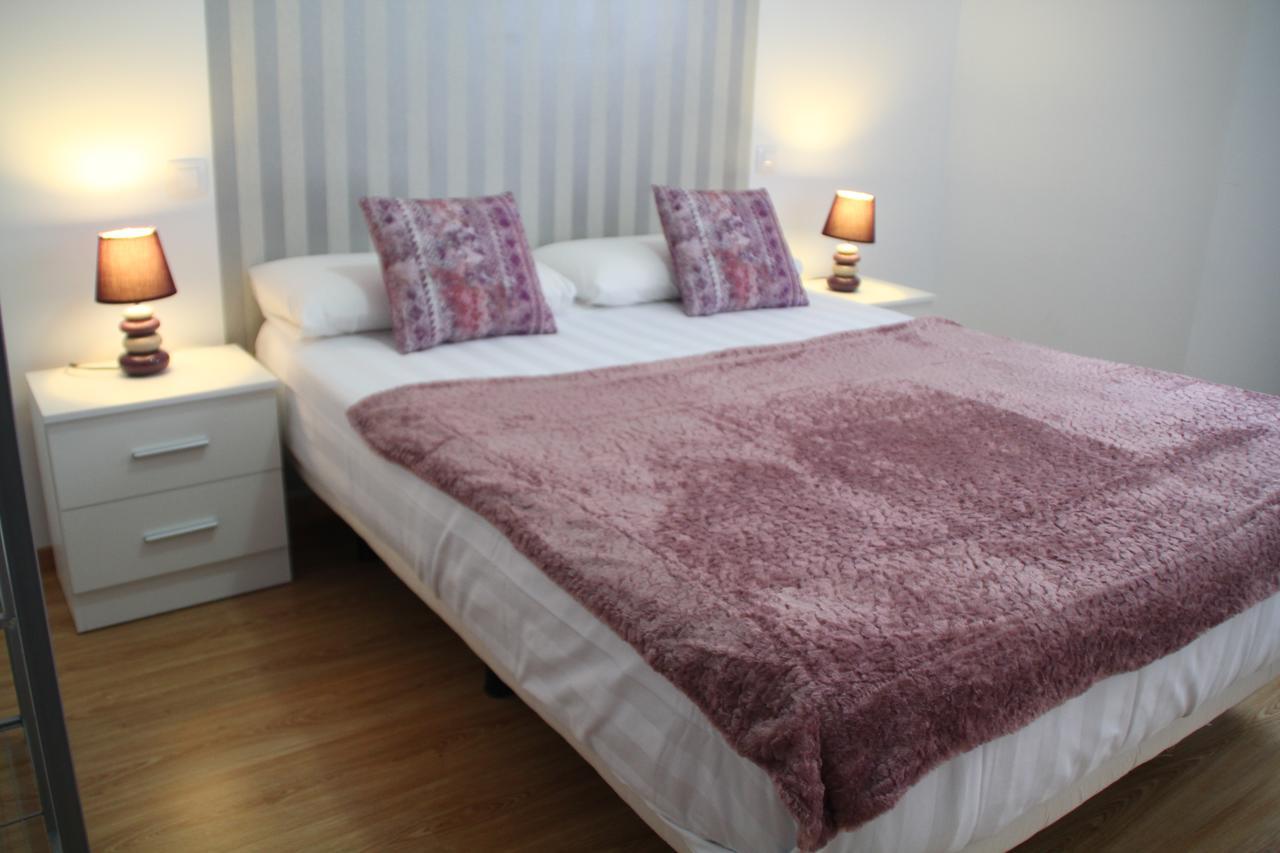 Apartamentos San Lazaro เอซกาไรย์ ภายนอก รูปภาพ