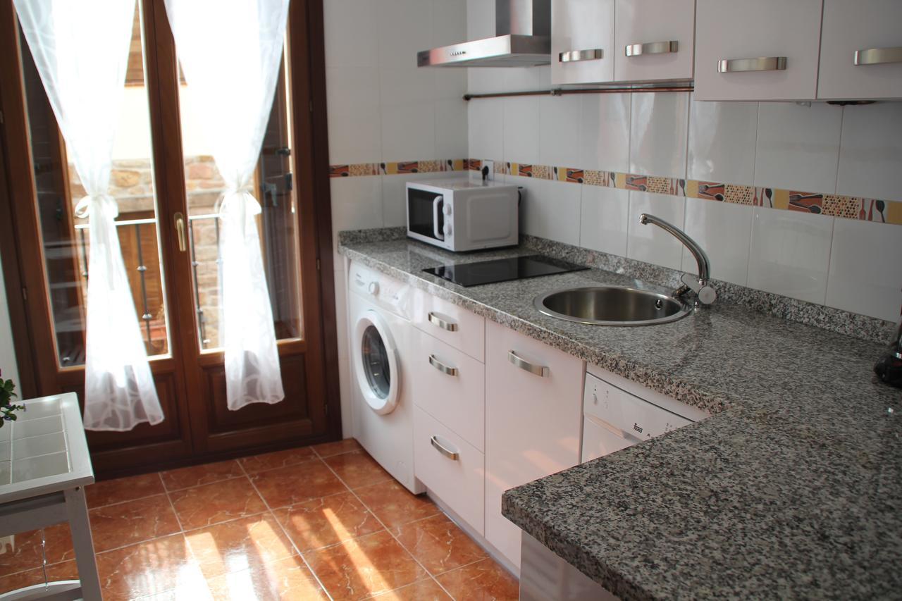 Apartamentos San Lazaro เอซกาไรย์ ภายนอก รูปภาพ